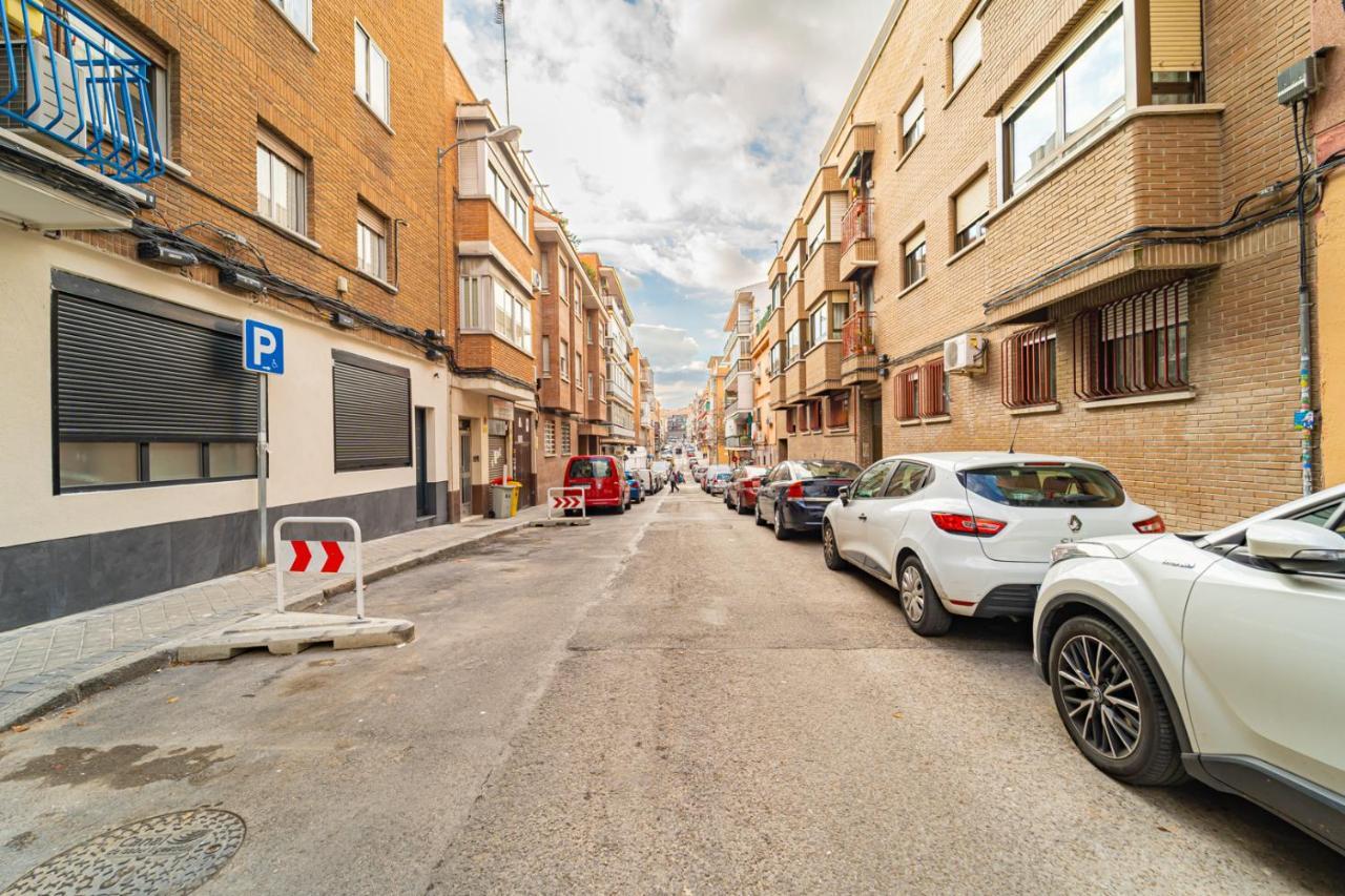 Edsam Madrid Apartments Black 외부 사진