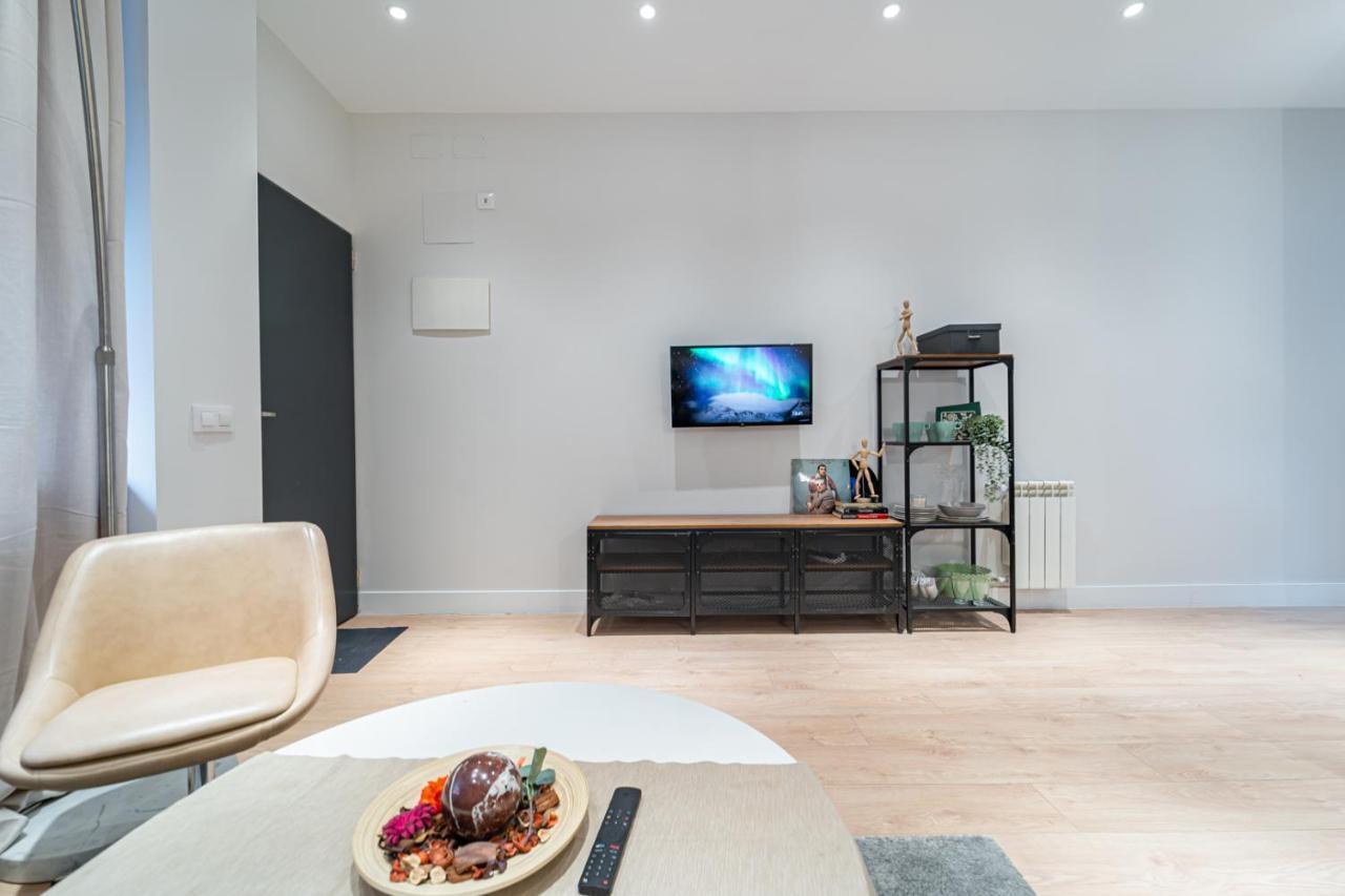 Edsam Madrid Apartments Black 외부 사진