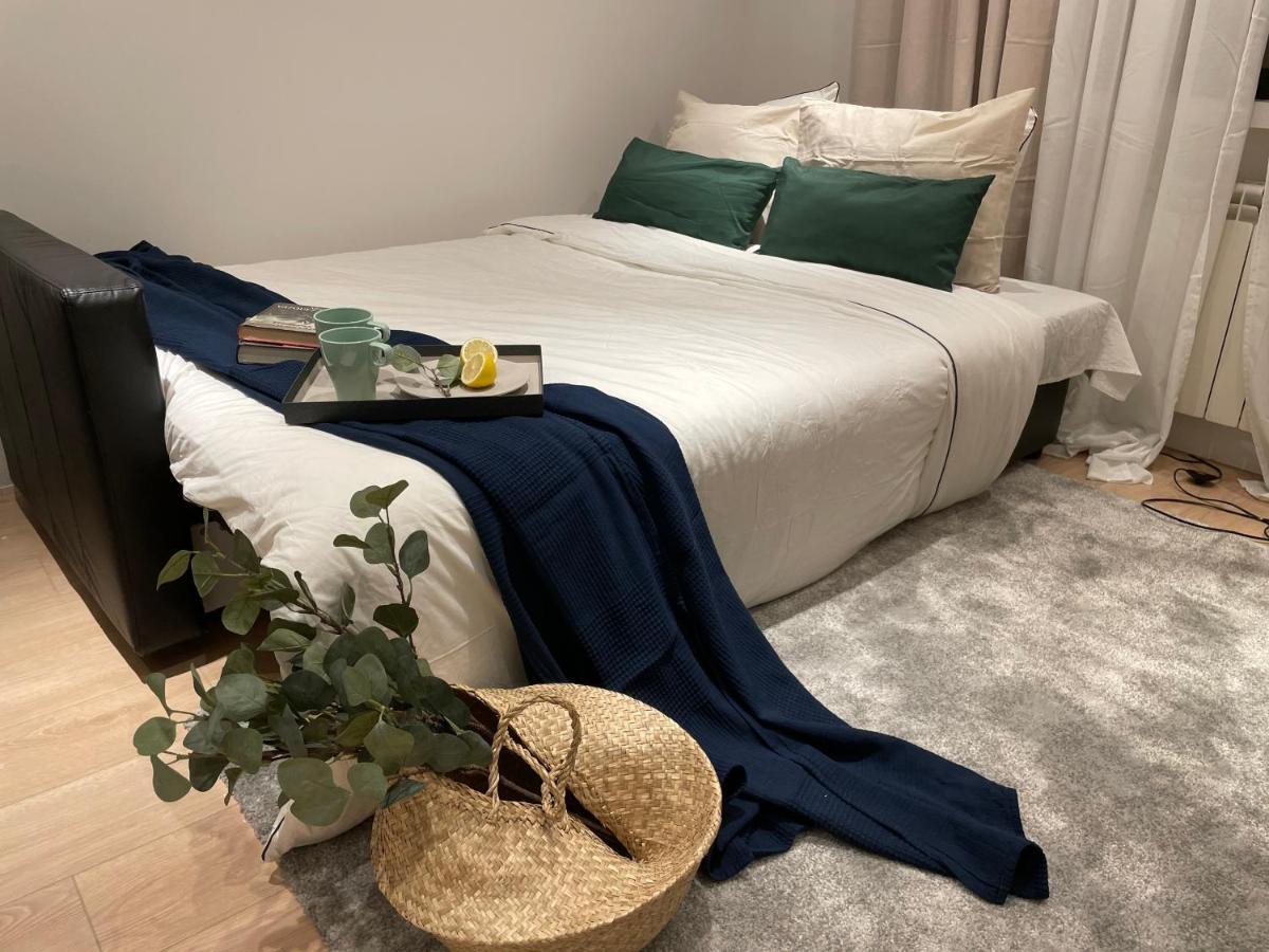 Edsam Madrid Apartments Black 외부 사진